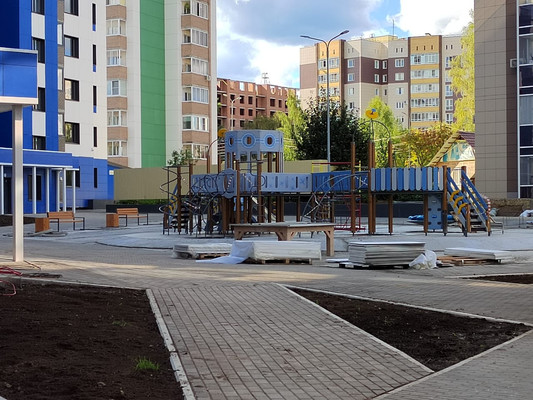 Купить --комнатную квартиру